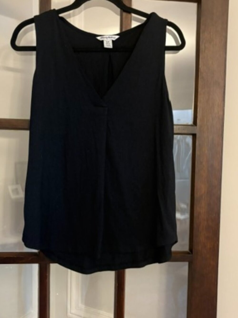 Tommy Bahama Black Sleeveless Top, Size Small